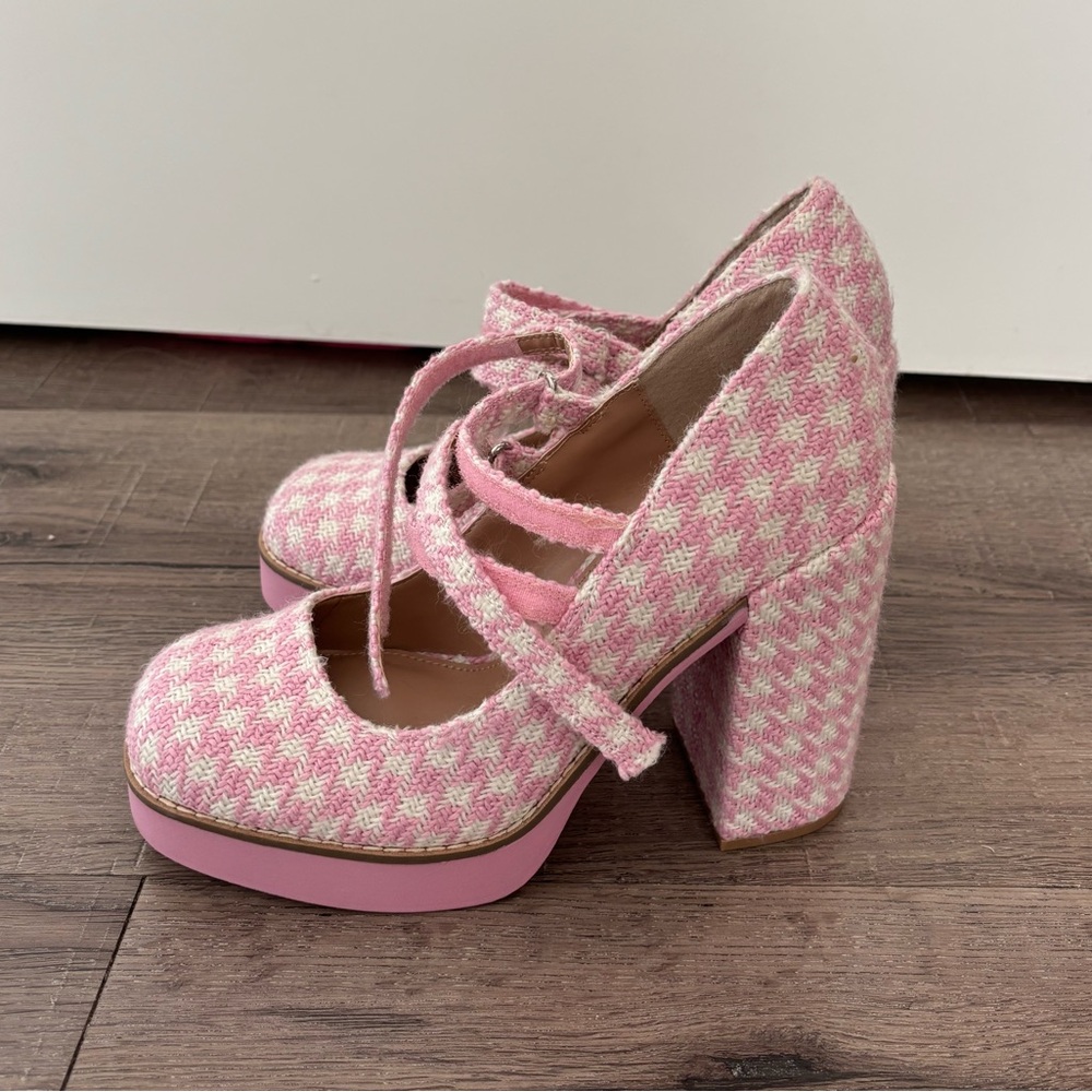 Steve Madden Twice Mary Jane Platforms